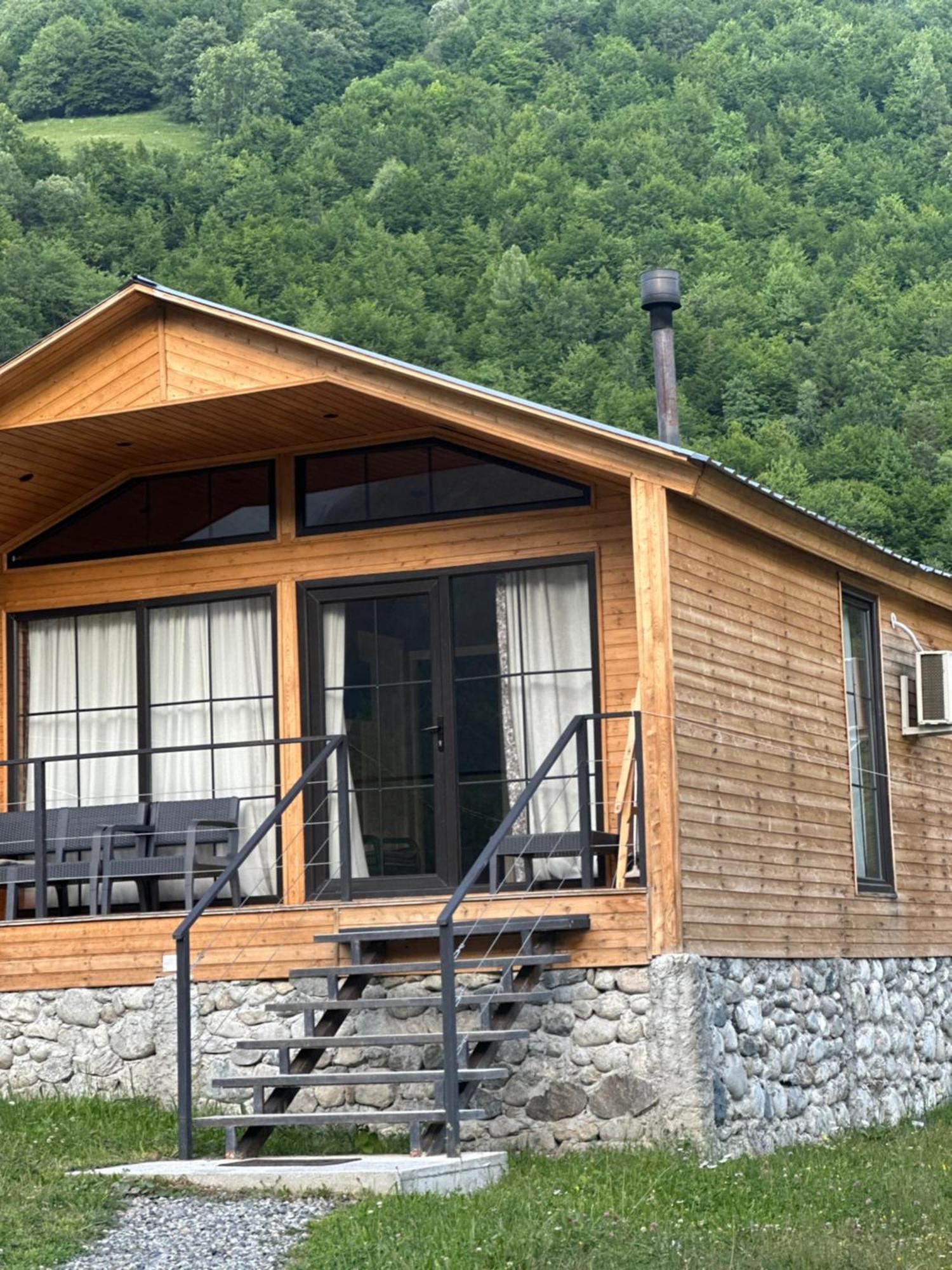 Mestia Villas 外观 照片