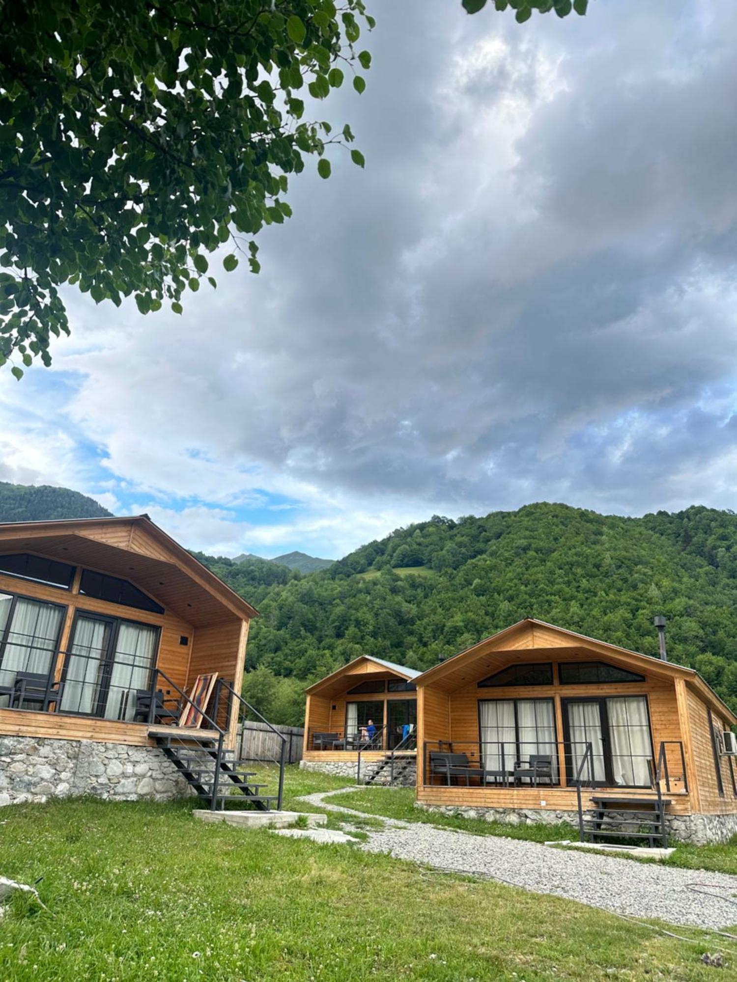 Mestia Villas 外观 照片
