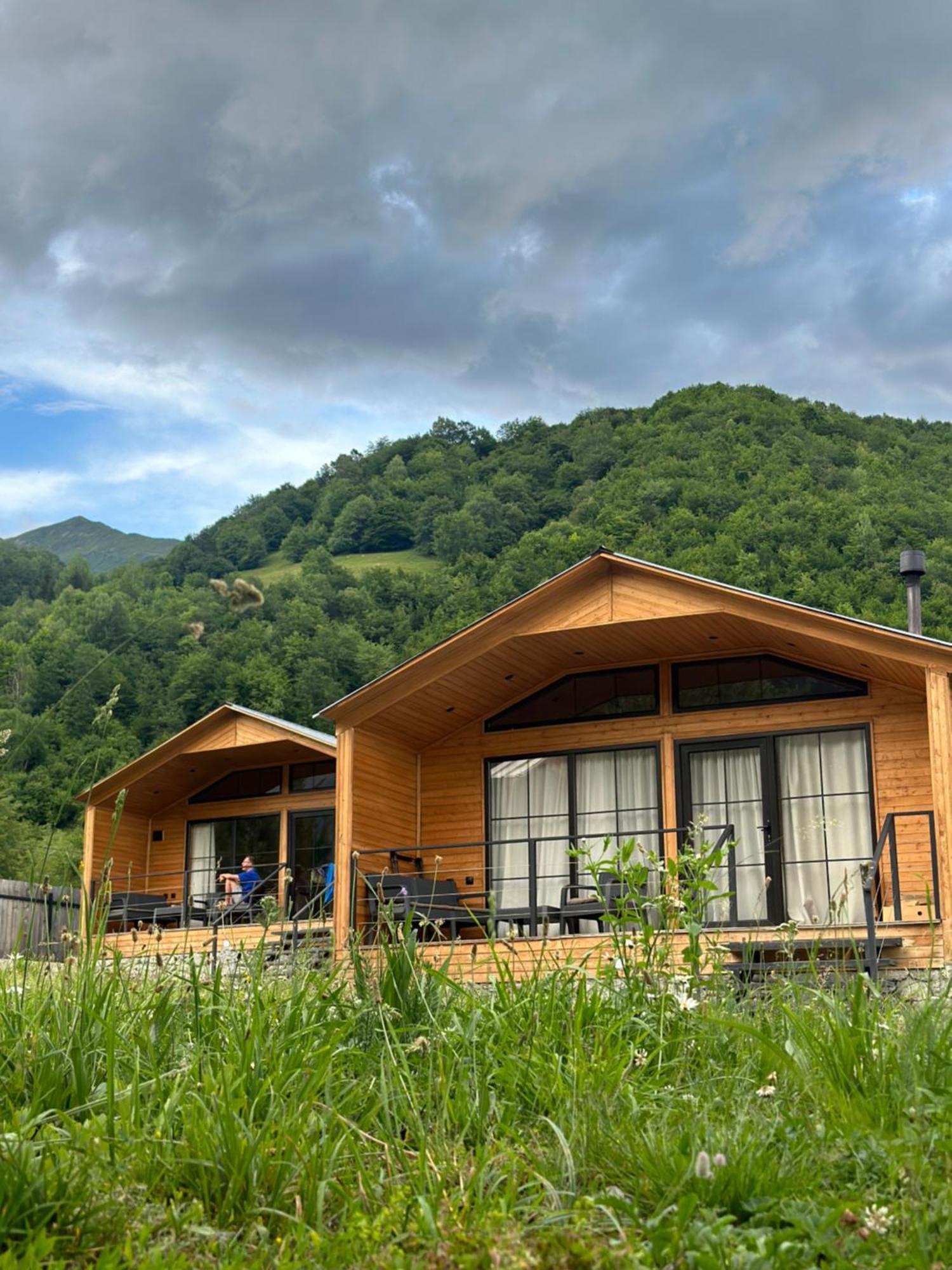 Mestia Villas 外观 照片